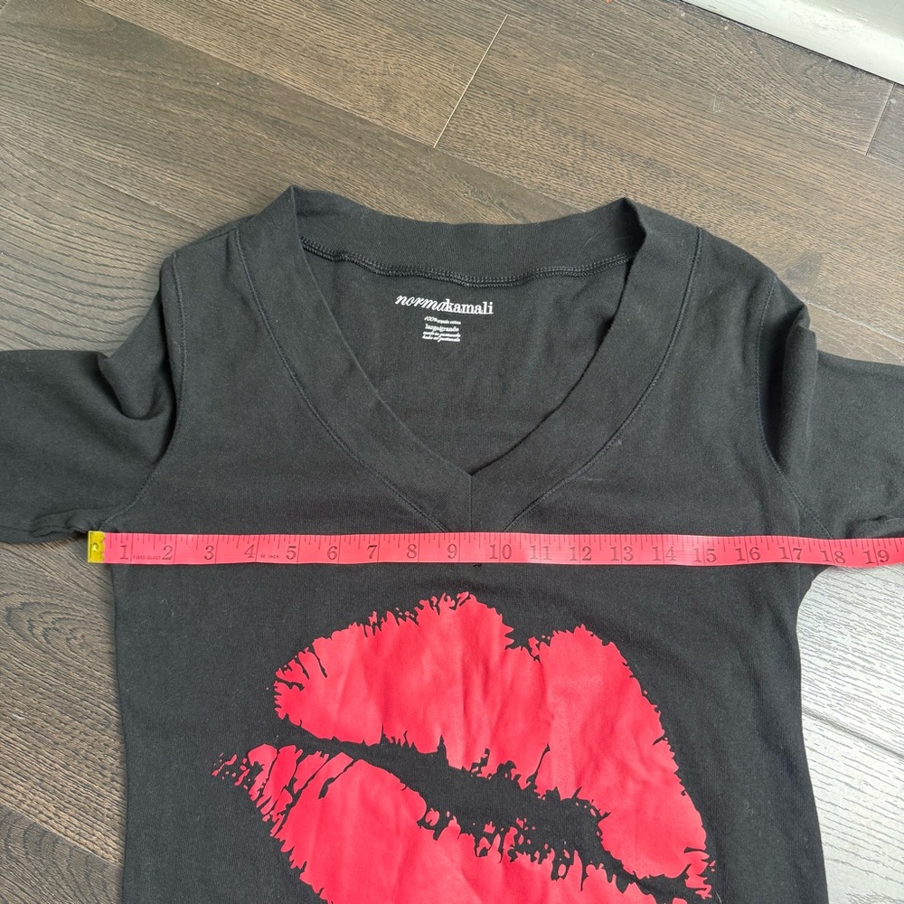 Y2K 2000s Norma Kamali‎ Kiss Graphic Top - Picture 4 of 7